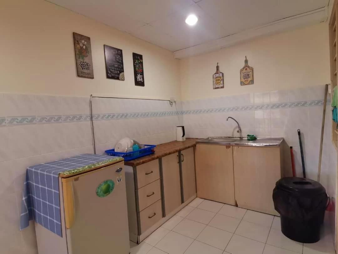 Pangkor Coral Bay Homestay 315 Pekan Pangkor Room photo